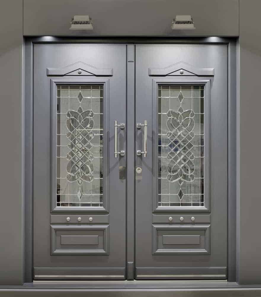 Entrance Leadlight Doors