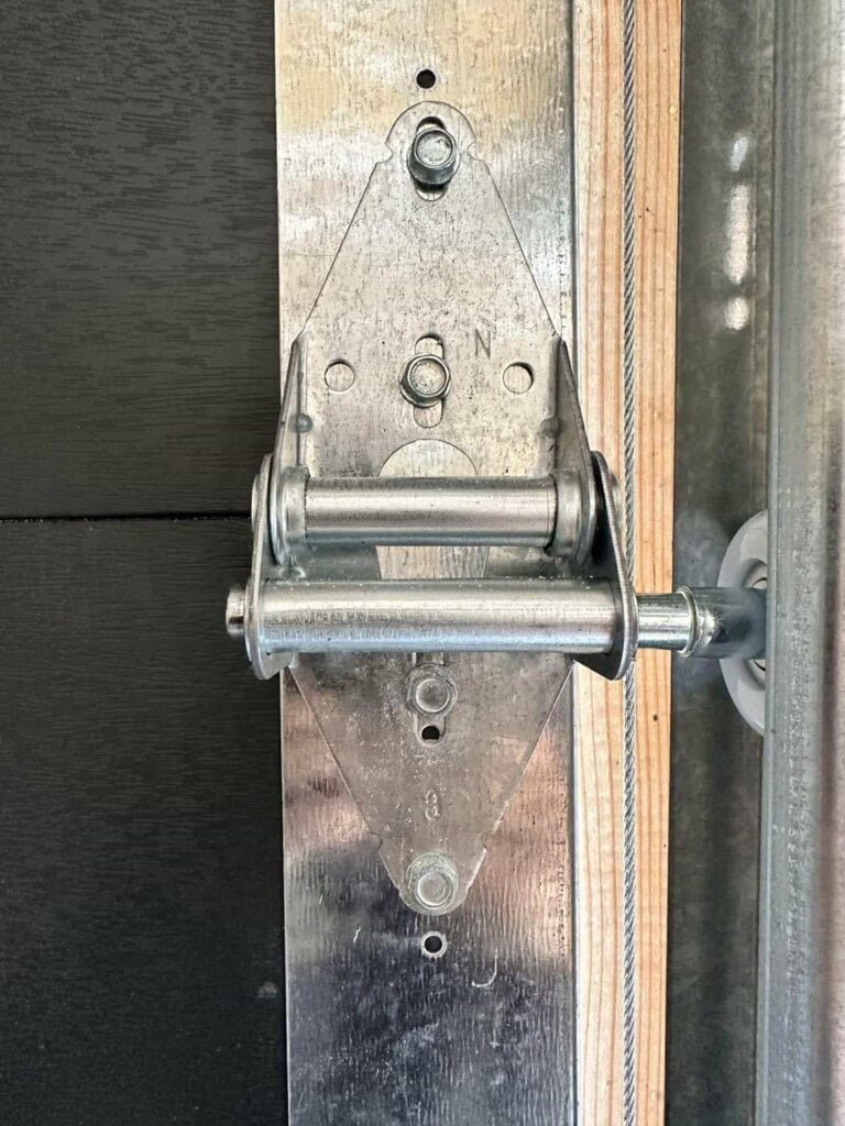 Garage Door Hinges #1-14 Gauge Steel Heavy Duty with Galvanized Sheet Metal-Replacement for Residential/Light Commercial Doors(1pair+8Screws) Garage Door Hinges #1-14 Gauge Steel Heavy Duty with Galvanized Sheet Metal-Replacement for Residential/Light Commercial Doors(1pair+8Screws)