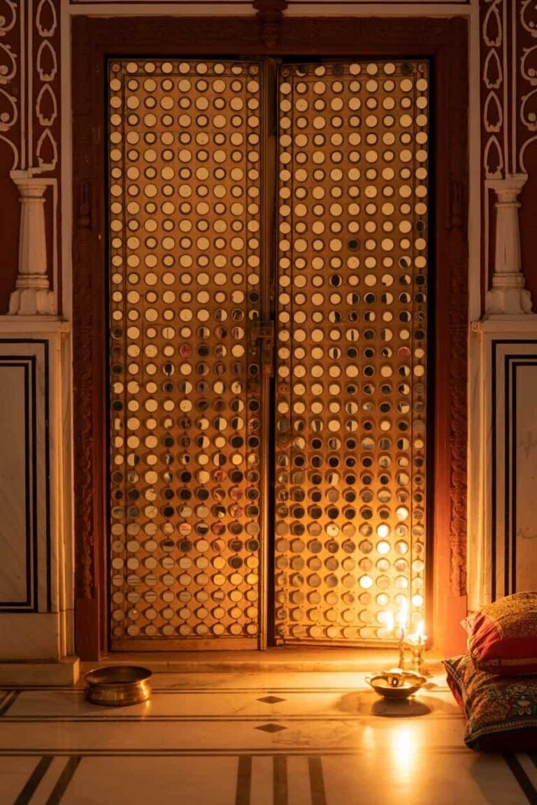 21 Mandir Door Designs For Sacred Home Temples – Octopus Doors & Skirting
