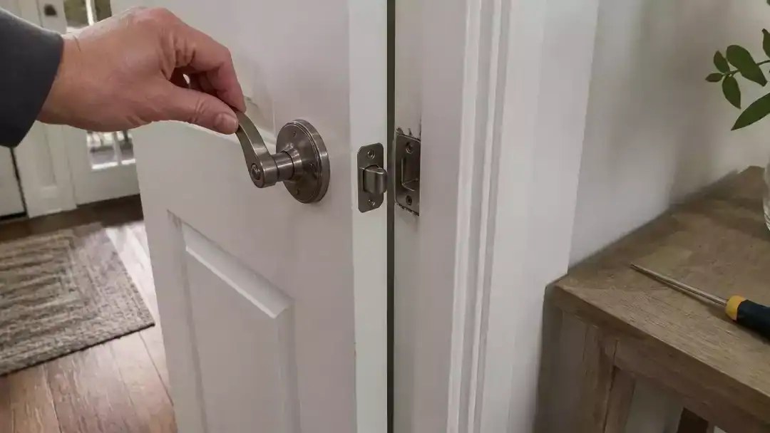 What to Do When a Door Latch Works Only if You Lift the Handle