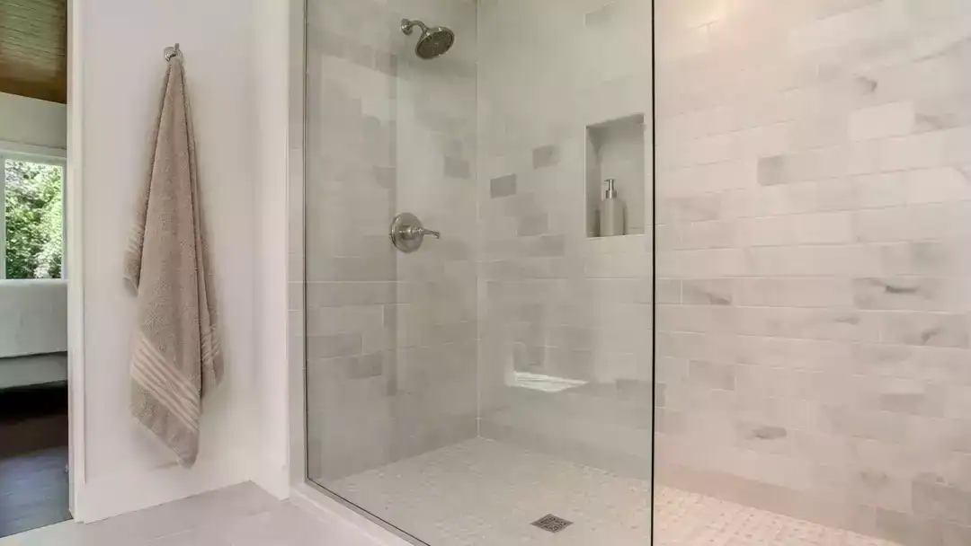 Glass Shower Doors That Let the Tile Do the Talking