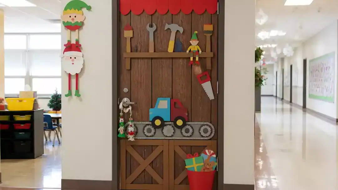 17 Christmas Door Ideas for Classroom That Turn the Door Into the Display